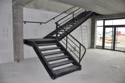 2010219 Escalier Grill du Moulin